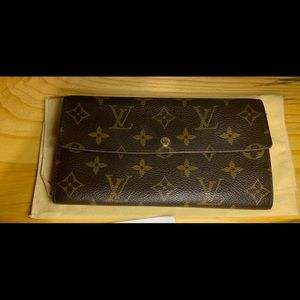 LV Mono Sarah Wallet